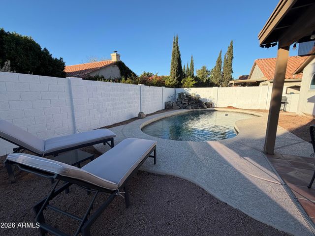 473 W SMOKE TREE Road, Gilbert, AZ 85233