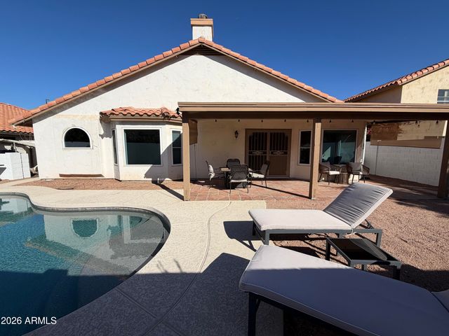 473 W SMOKE TREE Road, Gilbert, AZ 85233