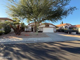 473 W SMOKE TREE Road, Gilbert, AZ 85233