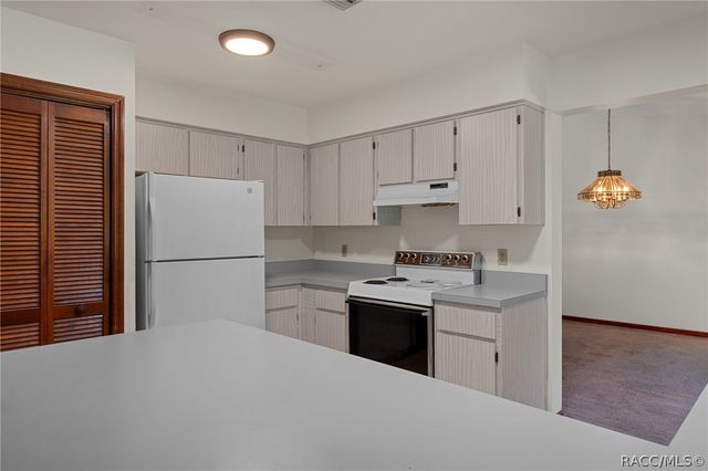 2809 W Cypress Drive, Dunnellon, FL 34433