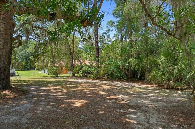 2809 W Cypress Drive, Dunnellon, FL 34433