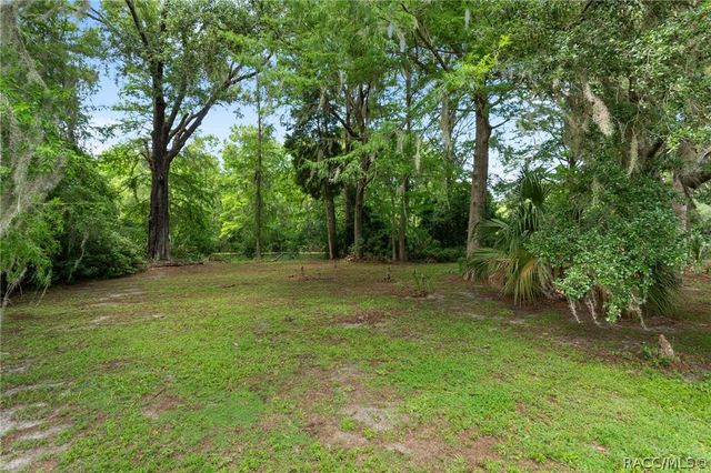 2809 W Cypress Drive, Dunnellon, FL 34433
