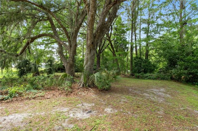 2809 W Cypress Drive, Dunnellon, FL 34433
