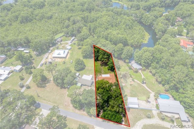 2809 W Cypress Drive, Dunnellon, FL 34433