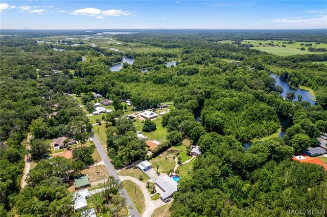 2809 W Cypress Drive, Dunnellon, FL 34433