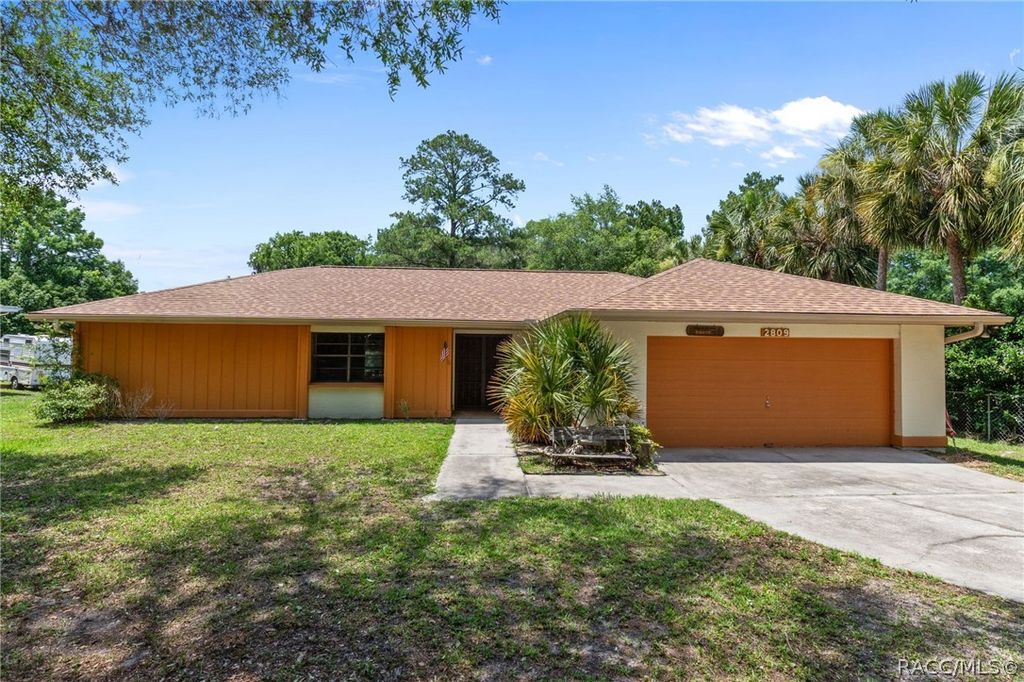 2809 W Cypress Drive, Dunnellon, FL 34433