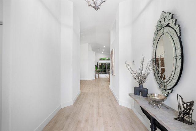 15553 Canabria Lane, Delray Beach, FL 33446