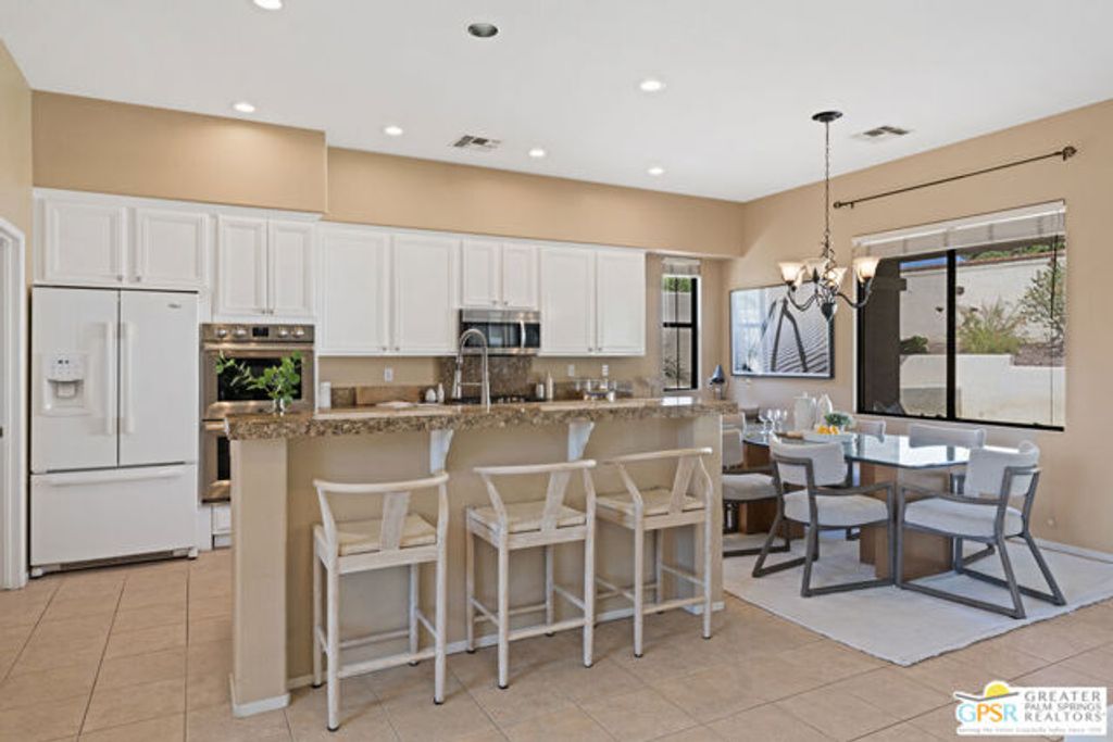 property-img