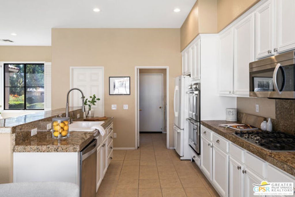 property-img
