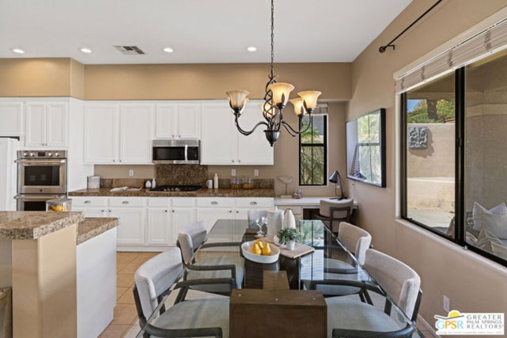 property-img