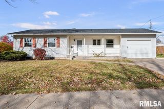 2926 W LOMBARD Street, Davenport, IA 52804