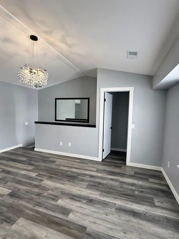 31844 Kelly Road 4, Roseville, MI 48066