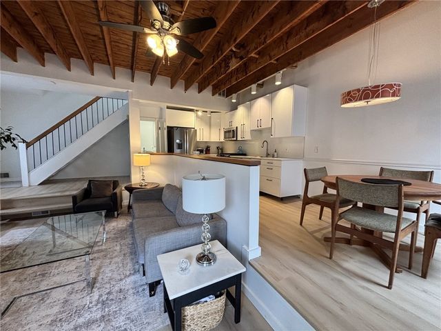 45 Ayrault Street C1, Newport, RI 02840