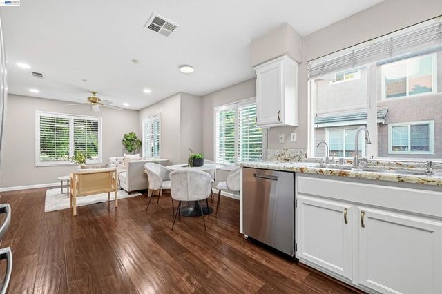 4813 Boxwood Way 120, Dublin, CA 94568
