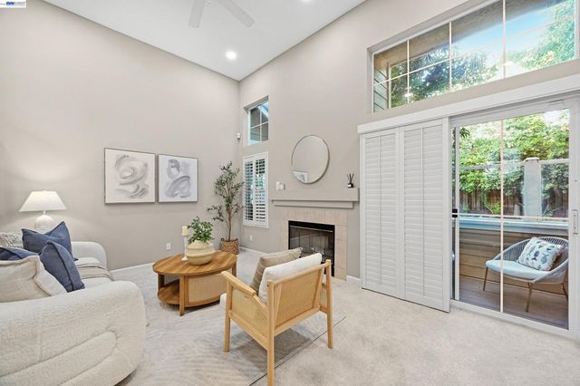 4813 Boxwood Way 120, Dublin, CA 94568