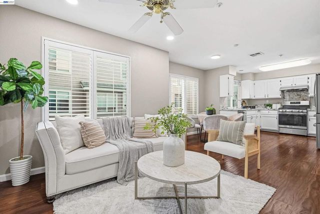 4813 Boxwood Way 120, Dublin, CA 94568