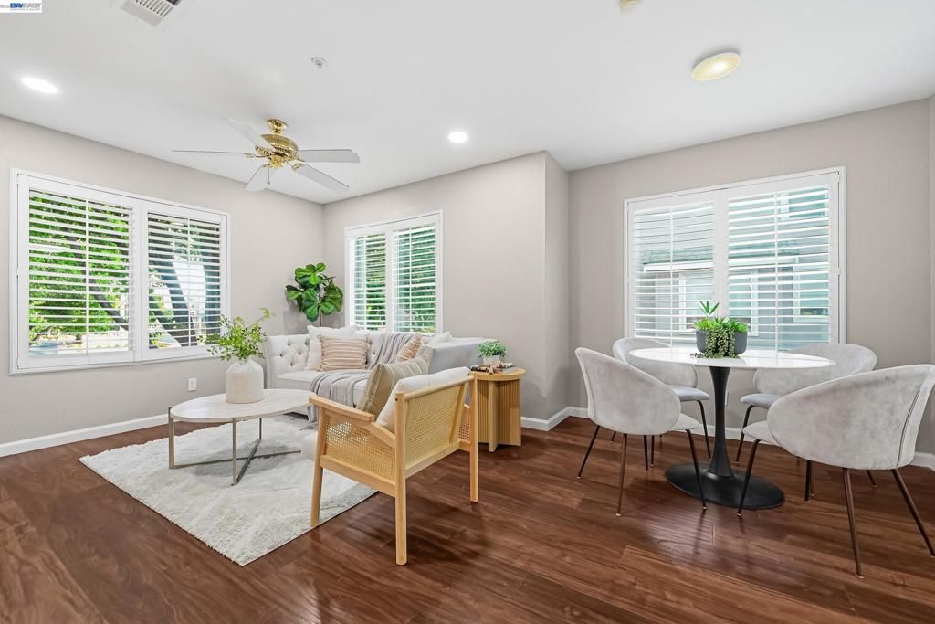 Image 8 of property listing at 4813 Boxwood Way 120, Dublin, CA 94568