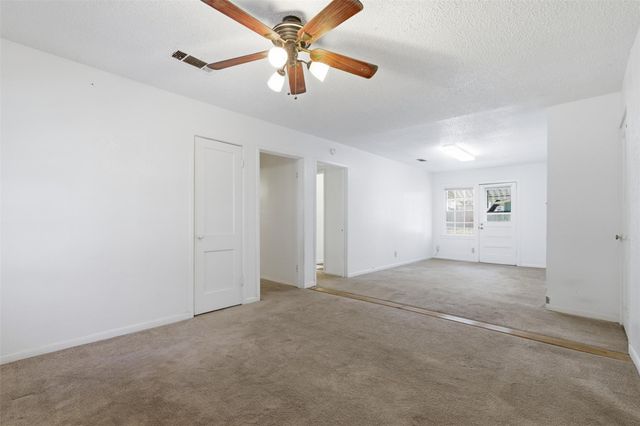 2607 S 4th ST, Austin, TX 78704