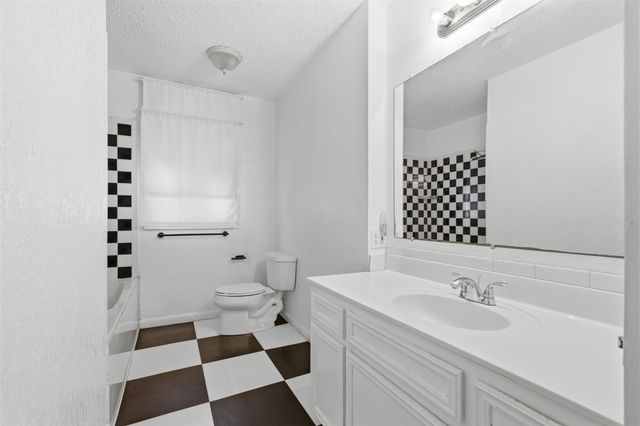 2607 S 4th ST, Austin, TX 78704