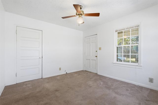 2607 S 4th ST, Austin, TX 78704