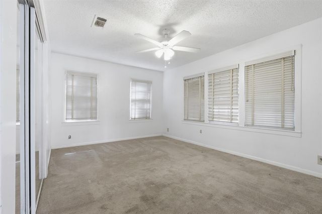 2607 S 4th ST, Austin, TX 78704