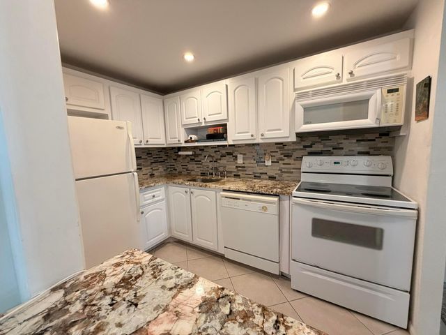 400 SE 10th Street 310, Deerfield Beach, FL 33441