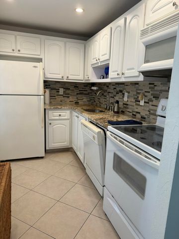 400 SE 10th Street 310, Deerfield Beach, FL 33441