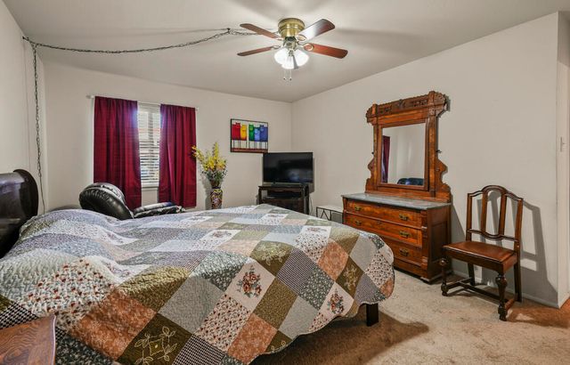 901 Country Club Drive SE APT D, Rio Rancho, NM 87124