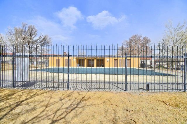 901 Country Club Drive SE APT D, Rio Rancho, NM 87124