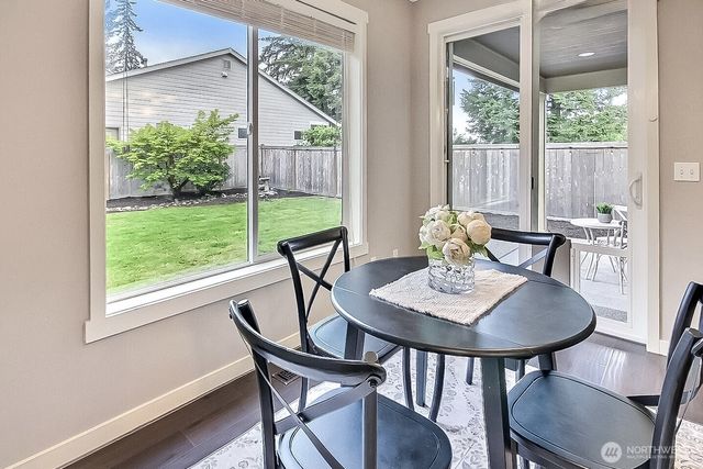 23893 SE 284th Place, Maple Valley, WA 98038