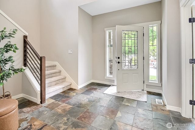 23893 SE 284th Place, Maple Valley, WA 98038