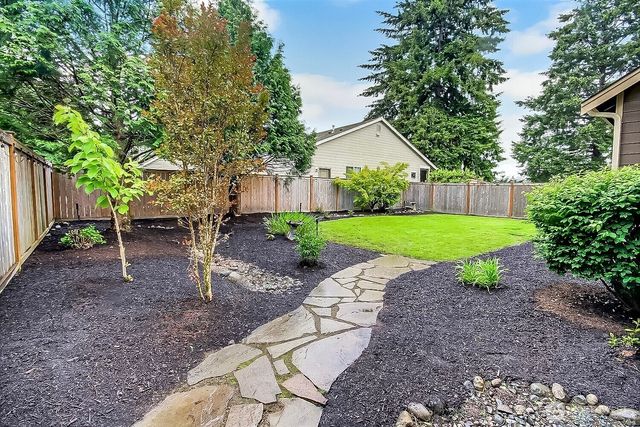 23893 SE 284th Place, Maple Valley, WA 98038