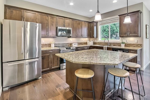23893 SE 284th Place, Maple Valley, WA 98038
