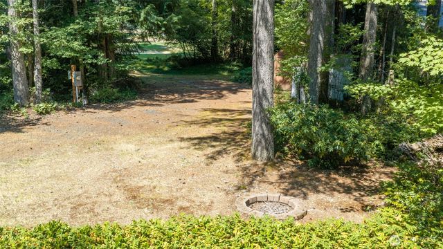 61 N Mt Noyes Way, Hoodsport, WA 98548