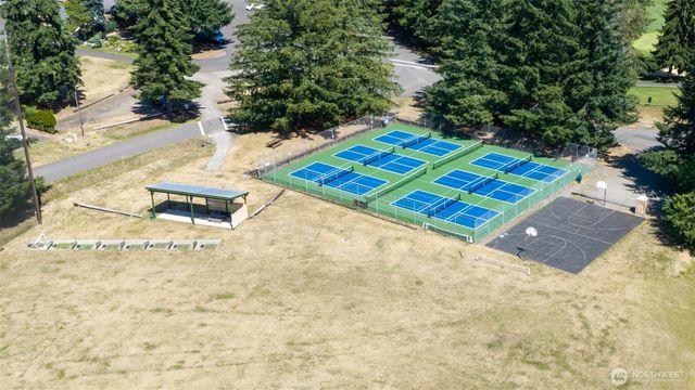 61 N Mt Noyes Way, Hoodsport, WA 98548