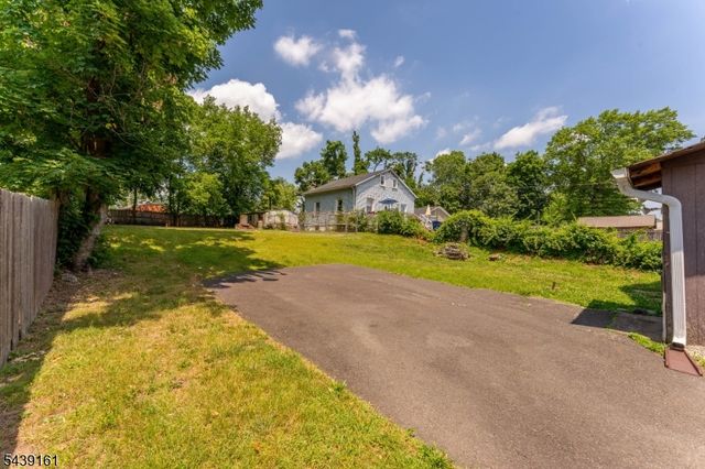 1132 W 3Rd St, Plainfield City, NJ 07063