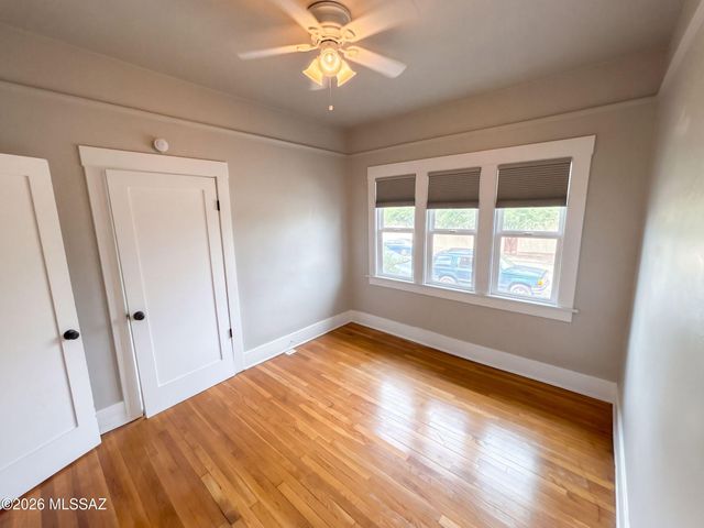 1245 N 1st Avenue, Tucson, AZ 85719