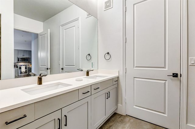 1508 Blodgett Street 306, Houston, TX 77004