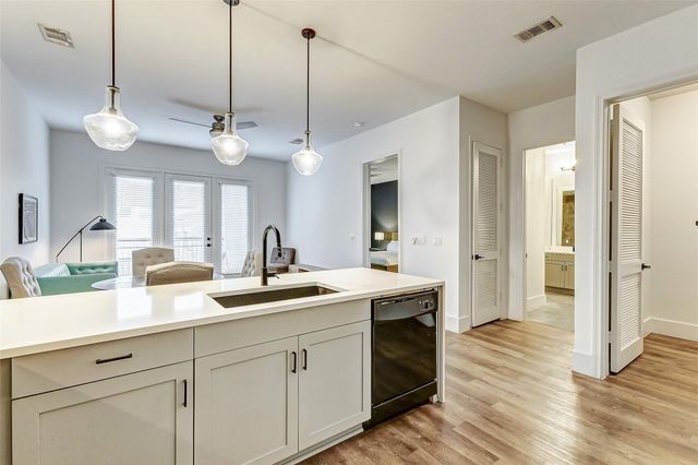 1508 Blodgett Street 306, Houston, TX 77004