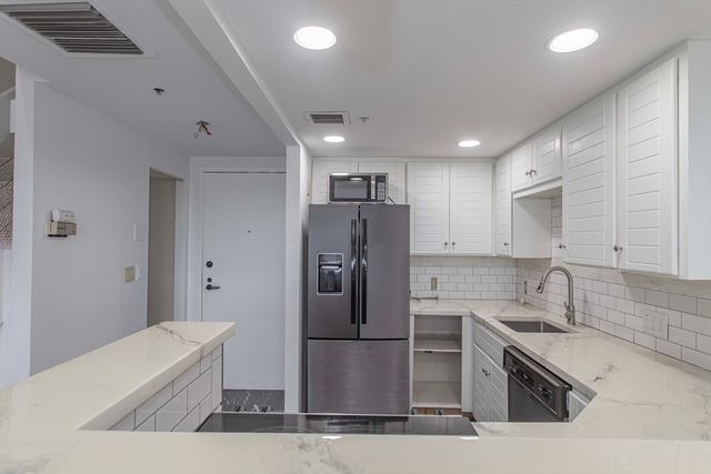 200 Burkhall Street 807, Weymouth, MA 02190