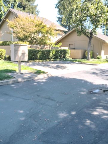 11360 Gold Country Blvd, Gold River, CA 95670