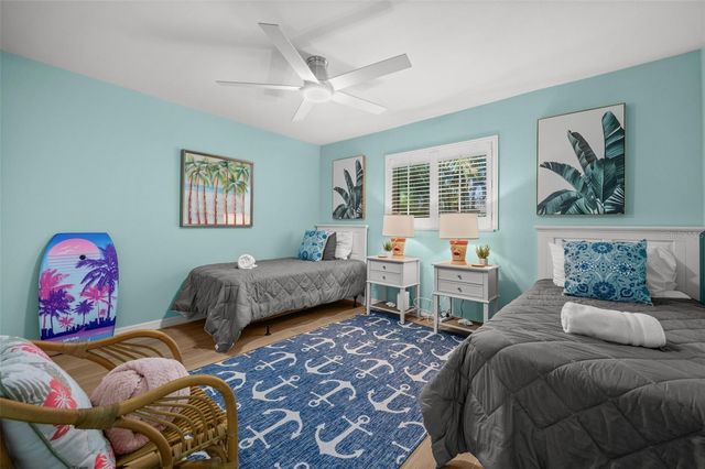 1432 VENETIAN COURT, Cape Coral, FL 33904