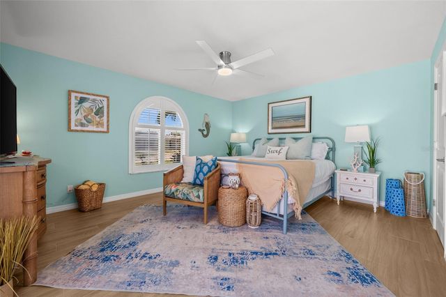 1432 VENETIAN COURT, Cape Coral, FL 33904