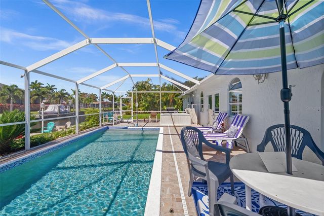 1432 VENETIAN COURT, Cape Coral, FL 33904