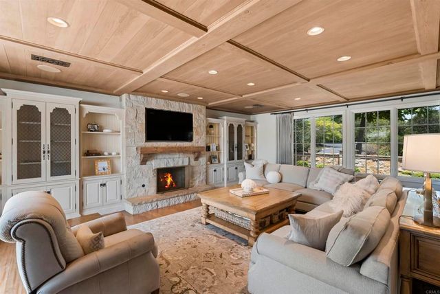 6156 La Flecha, Rancho Santa Fe, CA 92067
