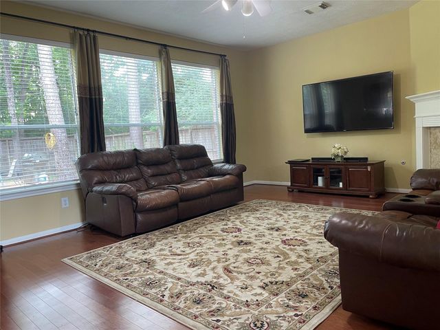 2 Bryce Branch Circle, The Woodlands, TX 77382