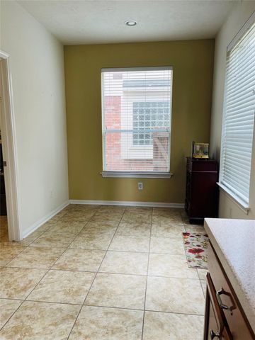 2 Bryce Branch Circle, The Woodlands, TX 77382