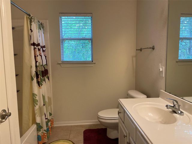 2 Bryce Branch Circle, The Woodlands, TX 77382