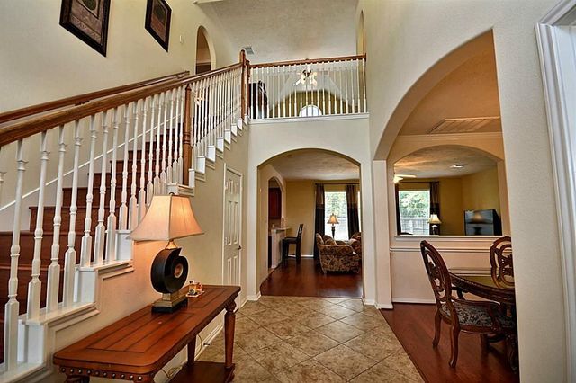 2 Bryce Branch Circle, The Woodlands, TX 77382