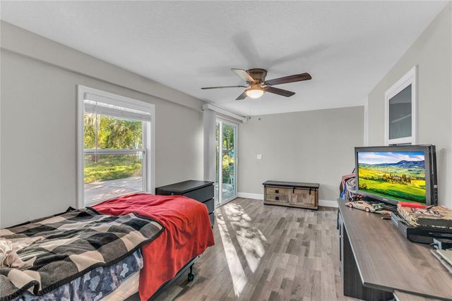 1155 WELLS AVENUE, Tavares, FL 32778